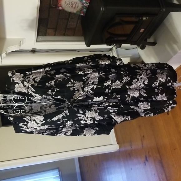 Spiritual Gangster Kimono - Picture 3 of 13